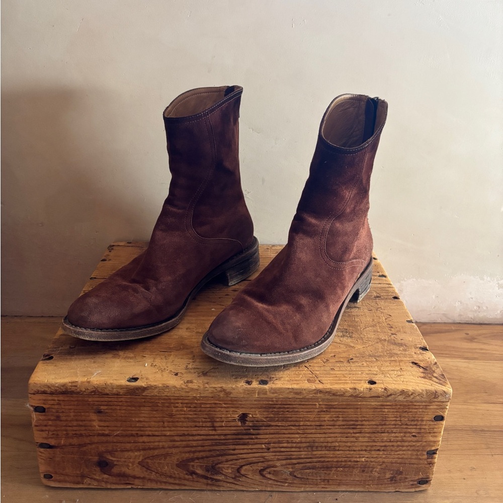 Savas Legend Boot in Rosewood Suede